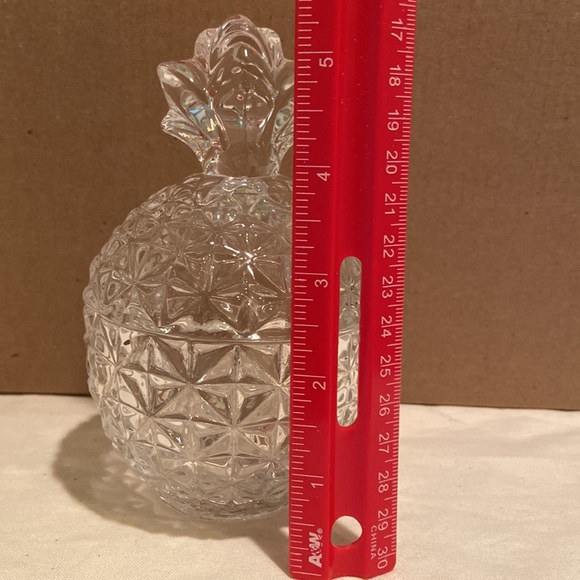 🌺 pineapple candy dish 5 1/5” inches - Picture 2 of 4